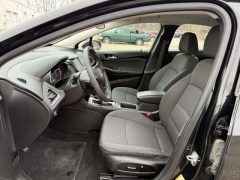 Used 2018  Chevrolet Cruze 4d Sedan LT Auto at Paradise Motors near Lansing&comma; MI