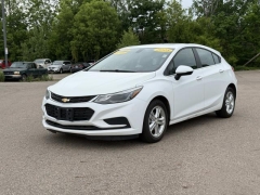 Used 2018 Chevrolet Cruze 4d Hatchback LT Auto at Paradise Motors near Lansing, MI