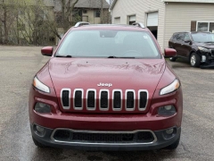 Used 2017  Jeep Cherokee 4d SUV FWD Limited V6 at Paradise Motors near Lansing&comma; MI