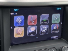 Used 2018 GMC Acadia 4d SUV AWD SLT-1 at Paradise Motors near Lansing, MI