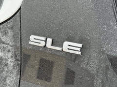 Used 2019  GMC Acadia 4d SUV FWD SLE-2 V6 at Paradise Motors near Lansing&comma; MI