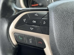 Used 2015 Jeep Cherokee 4d SUV 4WD Latitude at Paradise Motors near Lansing, MI
