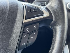 Used 2018 Ford Edge 4d SUV AWD SEL V6 at Paradise Motors near Lansing, MI