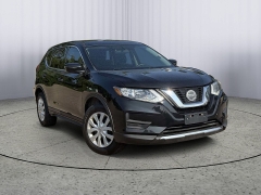  2019 Nissan Rogue 4d SUV FWD SV at Paradise Motors near Lansing&comma; MI