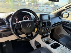 Used 2019  Dodge Grand Caravan 4d Wagon SXT at Paradise Motors near Lansing&comma; MI