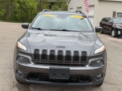 Used 2016  Jeep Cherokee 4d SUV 4WD Limited V6 at Paradise Motors near Lansing&comma; MI
