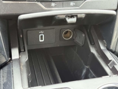 Used 2018  Ford Explorer 4d SUV 4WD XLT at Paradise Motors near Lansing&comma; MI