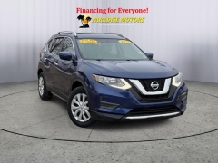  2017 Nissan Rogue 4d SUV FWD S at Paradise Motors near Lansing, MI