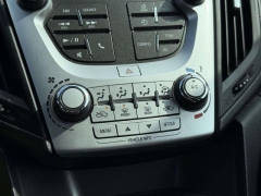 Used 2017  Chevrolet Equinox 4d SUV FWD LT at Paradise Motors near Lansing&comma; MI