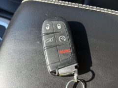 Used 2015  Jeep Grand Cherokee 4d SUV 4WD Limited at Paradise Motors near Lansing&comma; MI