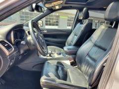 Used 2015  Jeep Grand Cherokee 4d SUV 4WD Limited at Paradise Motors near Lansing&comma; MI