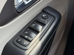 Used 2021  Chrysler Voyager LXI FWD at Paradise Motors near Lansing&comma; MI