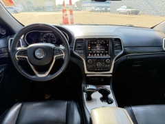 Used 2015  Jeep Grand Cherokee 4d SUV 4WD Limited at Paradise Motors near Lansing&comma; MI