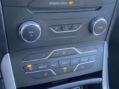 Used 2018 Ford Edge 4d SUV AWD SEL EcoBoost at Paradise Motors near Lansing, MI