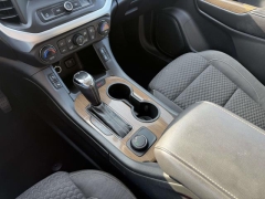 Used 2017  GMC Acadia 4d SUV AWD SLE-2 V6 at Paradise Motors near Lansing&comma; MI