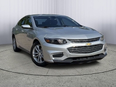 Used 2018  Chevrolet Malibu 4d Sedan LT at Paradise Motors near Lansing&comma; MI