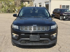 Used 2018  Jeep Compass 4d SUV 4WD Latitude at Paradise Motors near Lansing&comma; MI