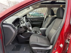 Used 2018  Nissan Rogue 4d SUV AWD SV at Paradise Motors near Lansing&comma; MI