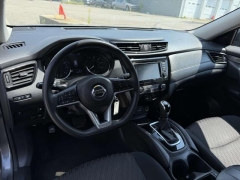 Used 2019  Nissan Rogue FWD at Paradise Motors near Lansing, MI