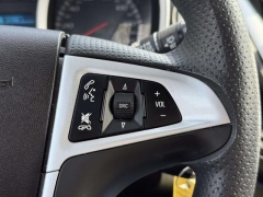 Used 2017  Chevrolet Equinox 4d SUV FWD LT at Paradise Motors near Lansing&comma; MI