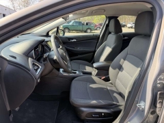 Used 2018  Chevrolet Cruze 4d Sedan LT Auto at Paradise Motors near Lansing&comma; MI