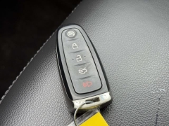 Used 2019  Ford Escape 4d SUV 4WD SEL at Paradise Motors near Lansing&comma; MI