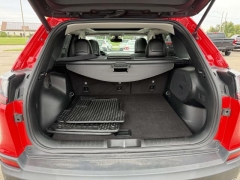 Used 2019  Jeep Cherokee 4d SUV 4WD Trailhawk 3&period;2L at Paradise Motors near Lansing&comma; MI