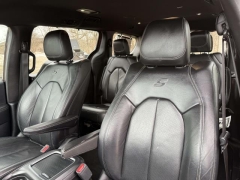 Used 2018  Chrysler Pacifica 4d Wagon Touring L Plus at Paradise Motors near Lansing&comma; MI