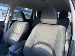 Used 2019  Nissan Rogue 4d SUV AWD SV at Paradise Motors near Lansing&comma; MI