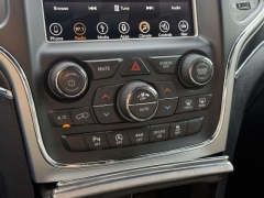 Used 2018  Jeep Grand Cherokee 4d SUV 4WD Limited V6 at Paradise Motors near Lansing&comma; MI