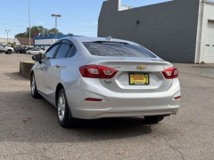 Used 2016  Chevrolet Cruze 4d Sedan LT Auto at Paradise Motors near Lansing, MI