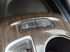 Used 2018  Chevrolet Malibu 4d Sedan Premier at Paradise Motors near Lansing&comma; MI