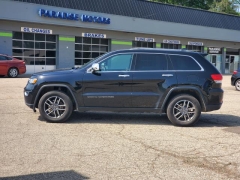 Used 2019  Jeep Grand Cherokee 4d SUV 4WD Limited V6 at Paradise Motors near Lansing&comma; MI