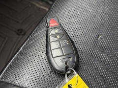 Used 2011  Jeep Grand Cherokee 4d SUV 4WD Overland at Paradise Motors near Lansing&comma; MI