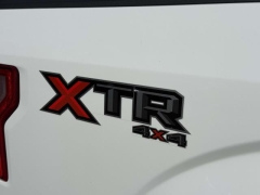 Used 2017  Ford F-150 4WD SuperCrew XLT 5 1/2 at Paradise Motors near Lansing, MI