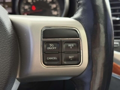 Used 2011  Jeep Grand Cherokee 4d SUV 4WD Overland at Paradise Motors near Lansing&comma; MI