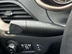 Used 2016  Jeep Cherokee 4d SUV 4WD Latitude V6 at Paradise Motors near Lansing&comma; MI