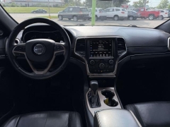 Used 2017  Jeep Grand Cherokee 4d SUV 4WD Limited at Paradise Motors near Lansing&comma; MI