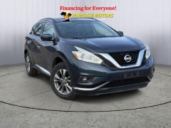  2017 Nissan Murano 4d SUV AWD Platinum at Paradise Motors near Lansing&comma; MI