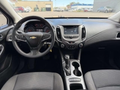 Used 2016  Chevrolet Cruze 4d Sedan LT Auto at Paradise Motors near Lansing, MI