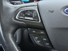 Used 2018  Ford Escape 4d SUV 4WD SEL at Paradise Motors near Lansing&comma; MI