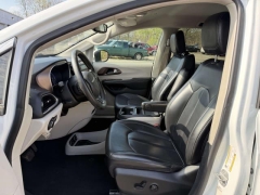 Used 2021  Chrysler Voyager LXI FWD at Paradise Motors near Lansing&comma; MI