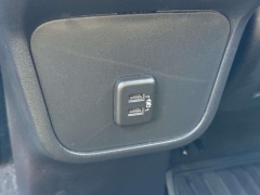 Used 2020  Chevrolet Equinox 4d SUV FWD LT w/1LT at Paradise Motors near Lansing, MI