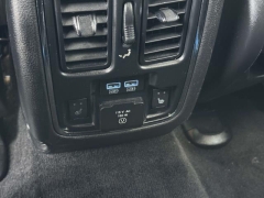 Used 2015  Jeep Grand Cherokee 4d SUV 4WD Limited at Paradise Motors near Lansing&comma; MI