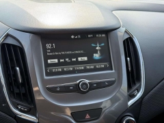 Used 2018  Chevrolet Cruze 4d Sedan LT Auto at Paradise Motors near Lansing&comma; MI