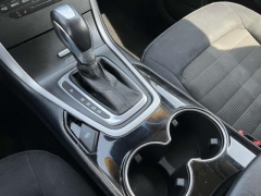 Used 2018 Ford Edge 4d SUV AWD SEL V6 at Paradise Motors near Lansing, MI