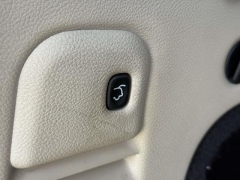 Used 2015  Jeep Grand Cherokee 4d SUV 4WD Limited at Paradise Motors near Lansing&comma; MI