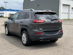 Used 2014 Jeep Cherokee 4d SUV FWD Latitude at Paradise Motors near Lansing, MI