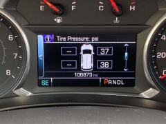 Used 2018 Chevrolet Equinox 4d SUV AWD LT w/2LT at Paradise Motors near Lansing, MI