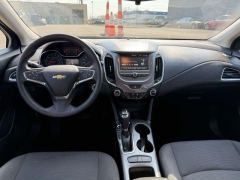 Used 2018  Chevrolet Cruze 4d Sedan LT Auto at Paradise Motors near Lansing&comma; MI